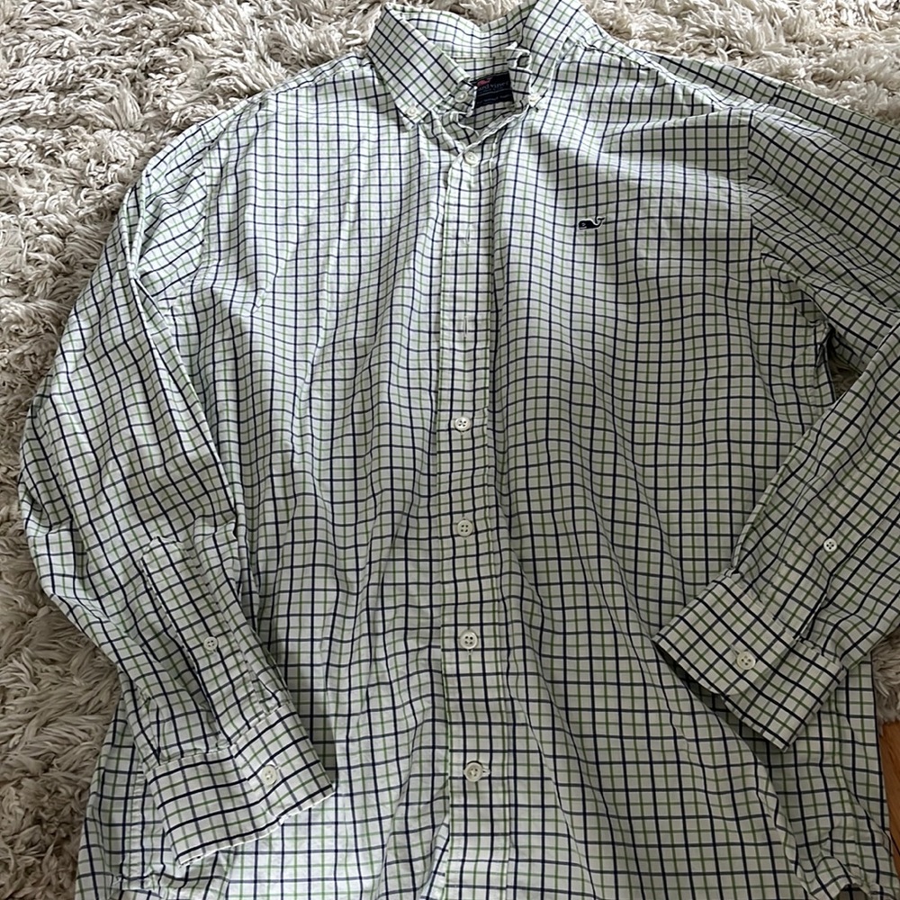 Vineyard Vines button down